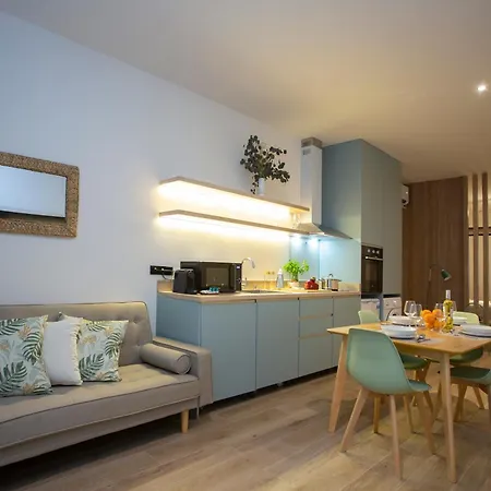 公寓 Nomad Haux Mestalla 瓦伦西亚