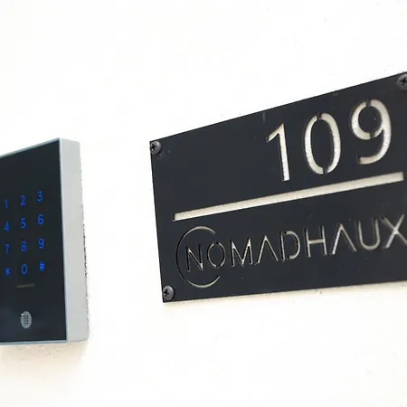 Nomad Haux Mestalla 公寓 *