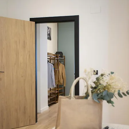 公寓 Nomad Haux Mestalla 瓦伦西亚