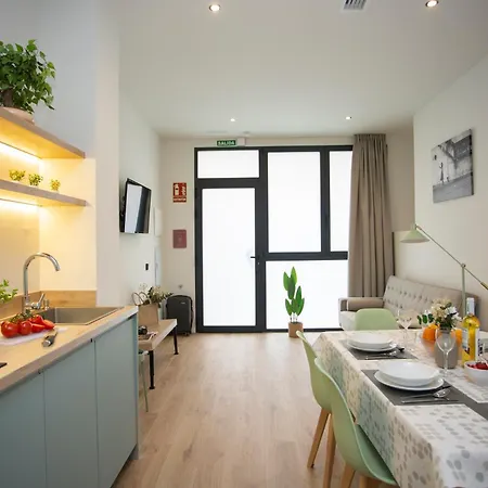 Nomad Haux Mestalla * 瓦伦西亚