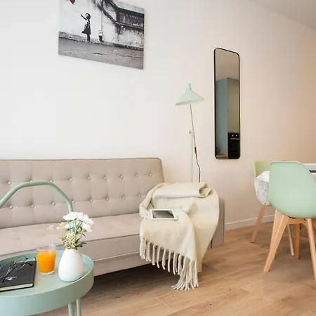 Nomad Haux Mestalla 公寓