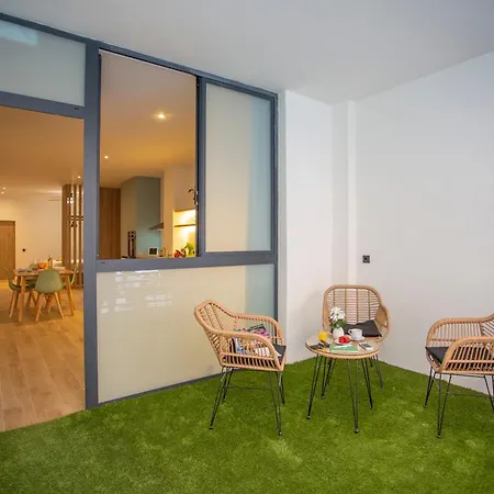 Nomad Haux Mestalla
